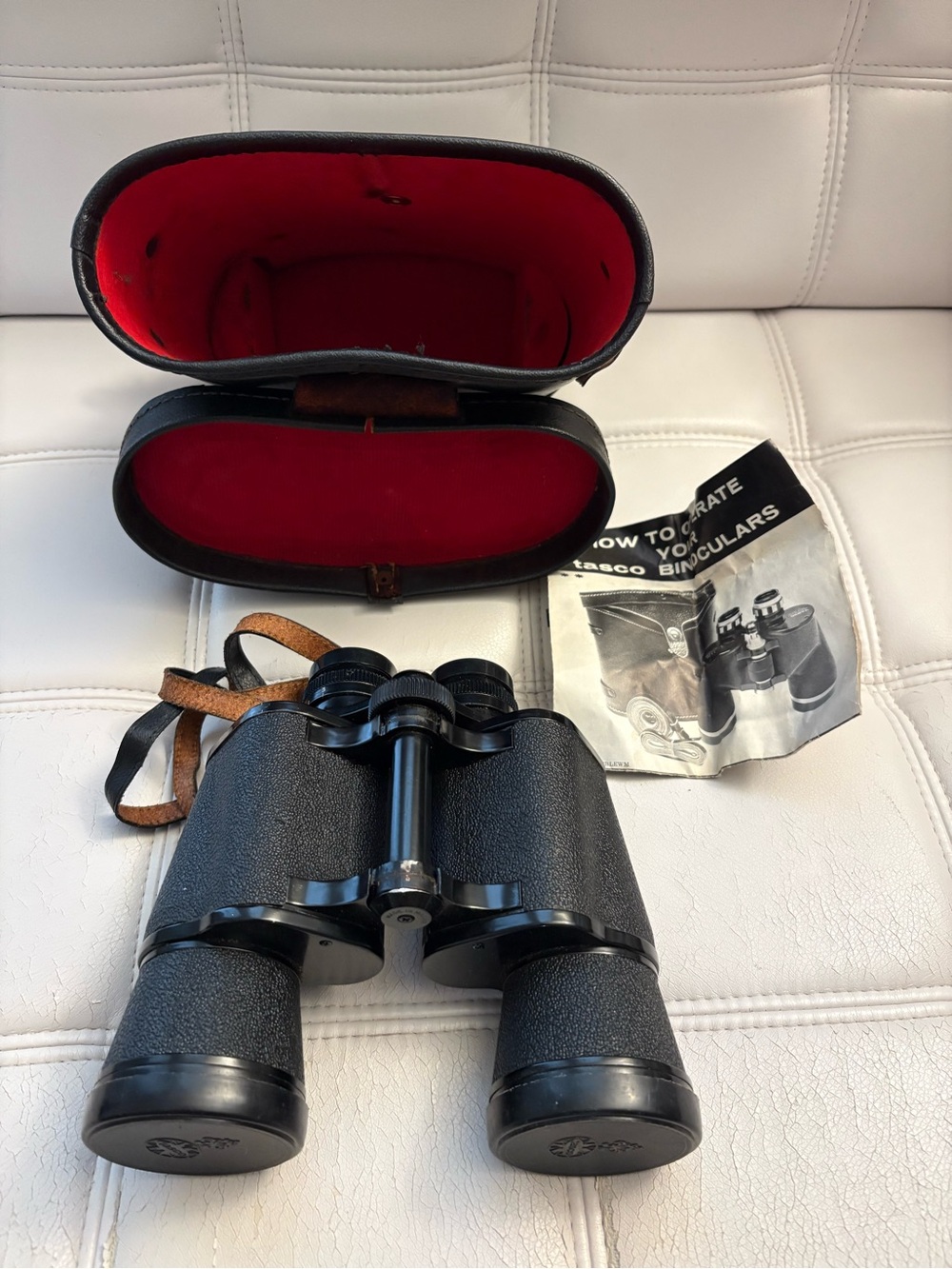 Vintage Tasco 10x50 Binoculars With Case